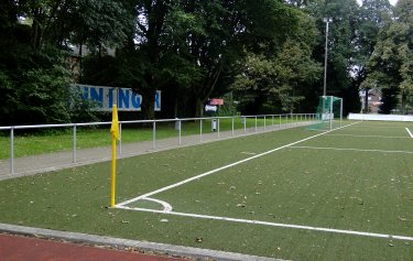 Sportplatz am Hallenbad