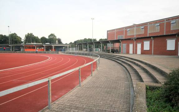 Stadion Anton-Dey-Straße