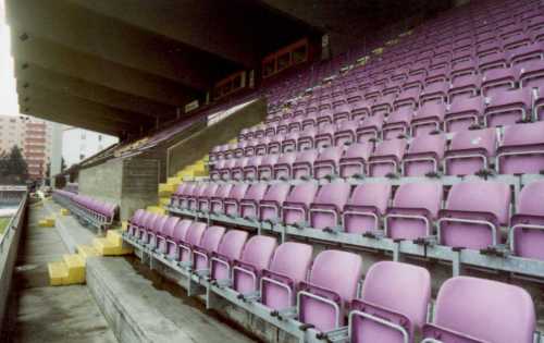 Stadion Lehen - Gegentrib&uuml;ne