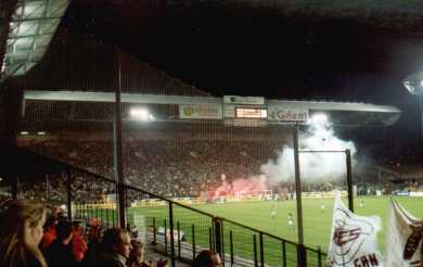 Stade Geoffroy Guichard - Hintertortrib&uuml;ne